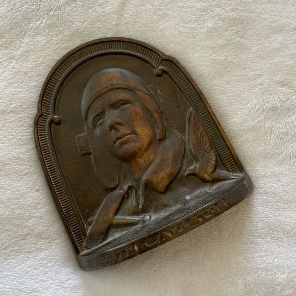 VINTAGE THE AVIATOR Metal Bookend Charles Lindbergh dated 1929 - Picture 2 of 6